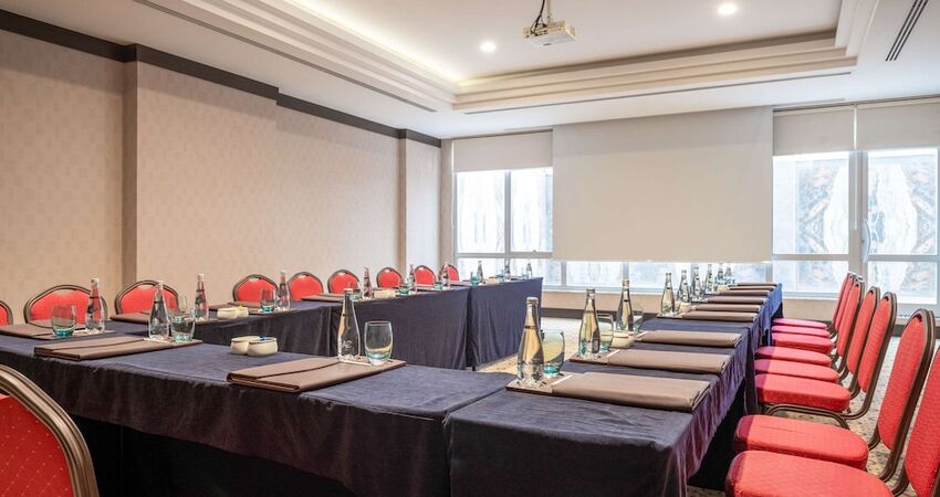 Clarion Hotel Istanbul Mahmutbey