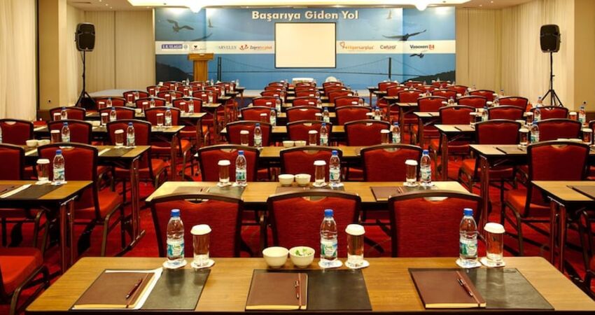 Crowne Plaza Istanbul - Harbiye