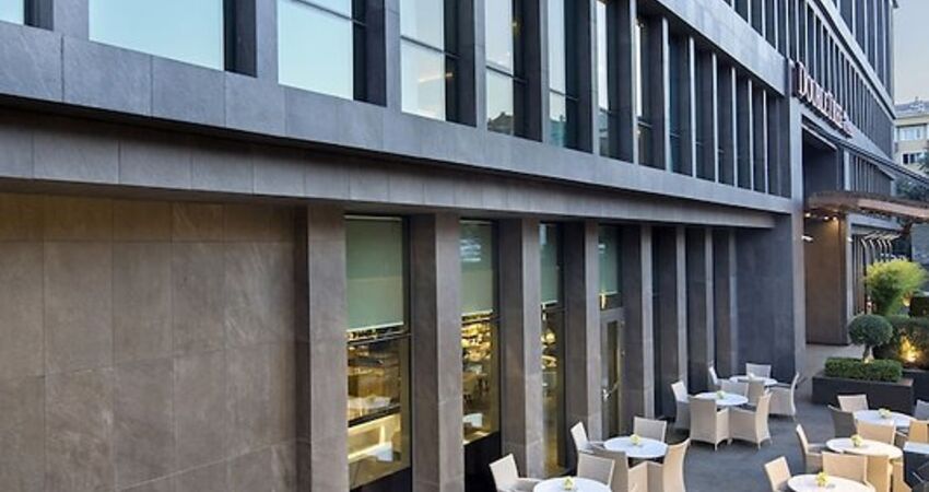 DoubleTree by Hilton Hotel Istanbul - Piyalepasa