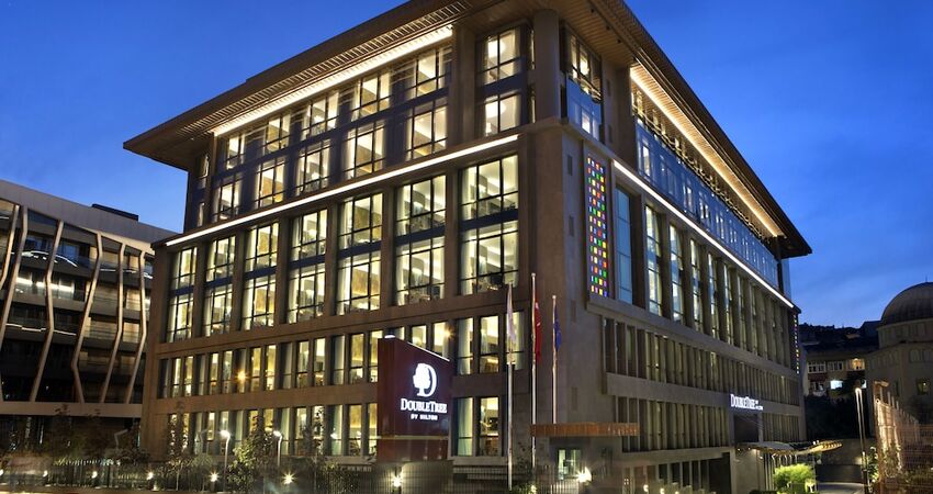 DoubleTree by Hilton Hotel Istanbul - Piyalepasa