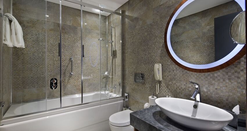 DoubleTree by Hilton Hotel Istanbul - Piyalepasa