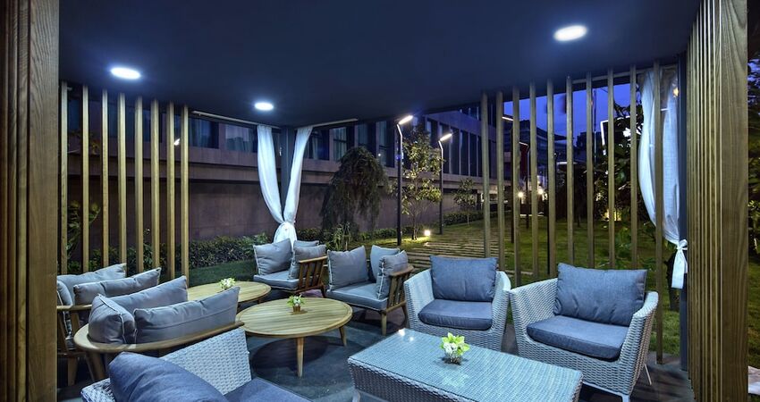 DoubleTree by Hilton Hotel Istanbul - Piyalepasa