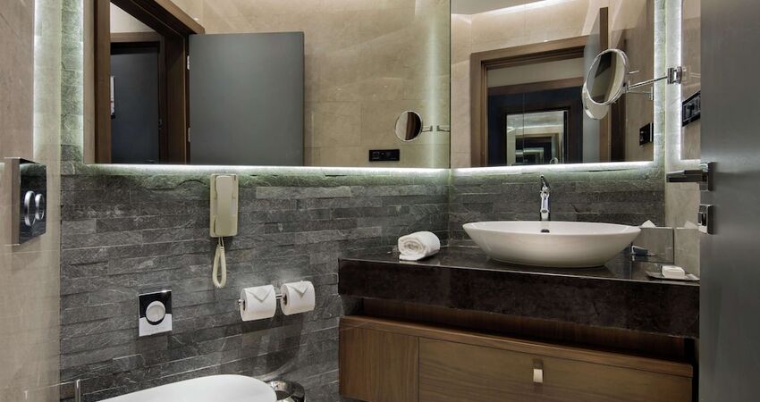 DoubleTree by Hilton Hotel Istanbul - Piyalepasa