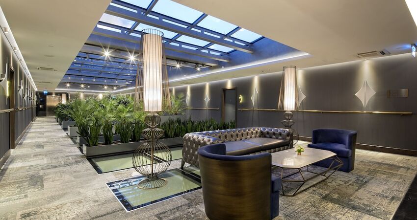 DoubleTree by Hilton Hotel Istanbul - Piyalepasa