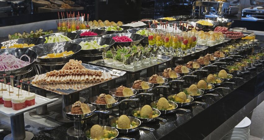 DoubleTree by Hilton Hotel Istanbul - Piyalepasa