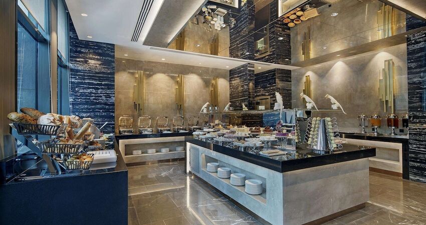 DoubleTree by Hilton Hotel Istanbul - Piyalepasa