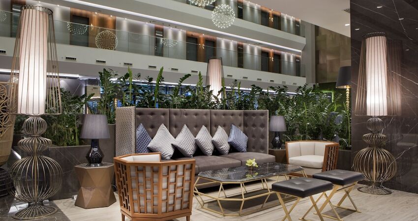 DoubleTree by Hilton Hotel Istanbul - Piyalepasa
