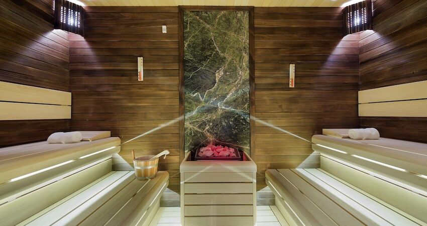 DoubleTree by Hilton Hotel Istanbul - Piyalepasa