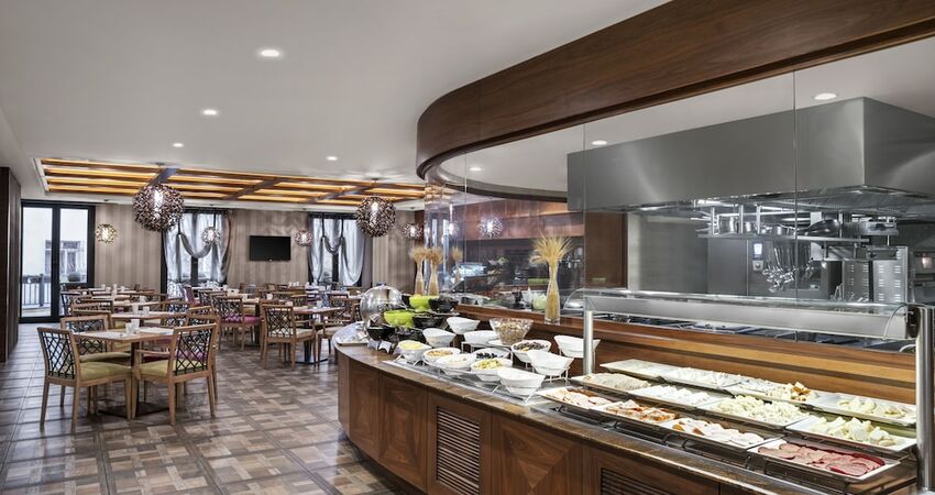 DoubleTree by Hilton Istanbul Esentepe