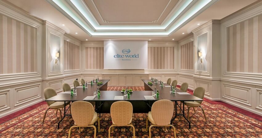 Elite World Business Hotel