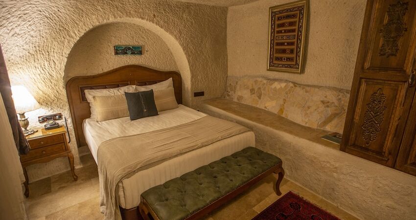 Artemis Cave Suites - Adults Only