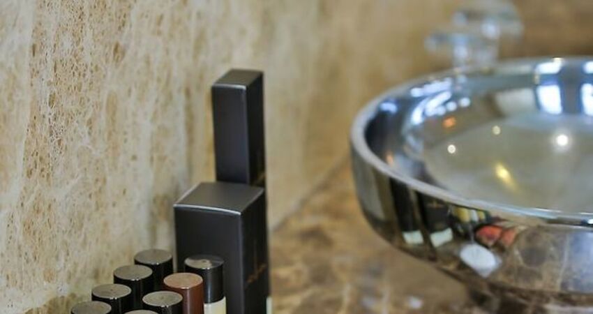 Legacy Ottoman Hotel