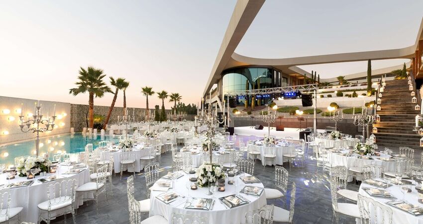 DoubleTree by Hilton Hotel Izmir Airport