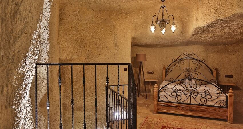 Caftan Cave Suites