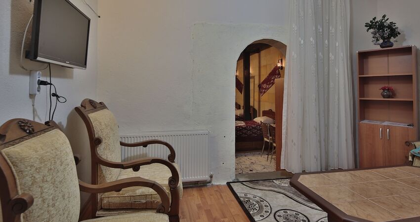 Goreme Valley Cave House