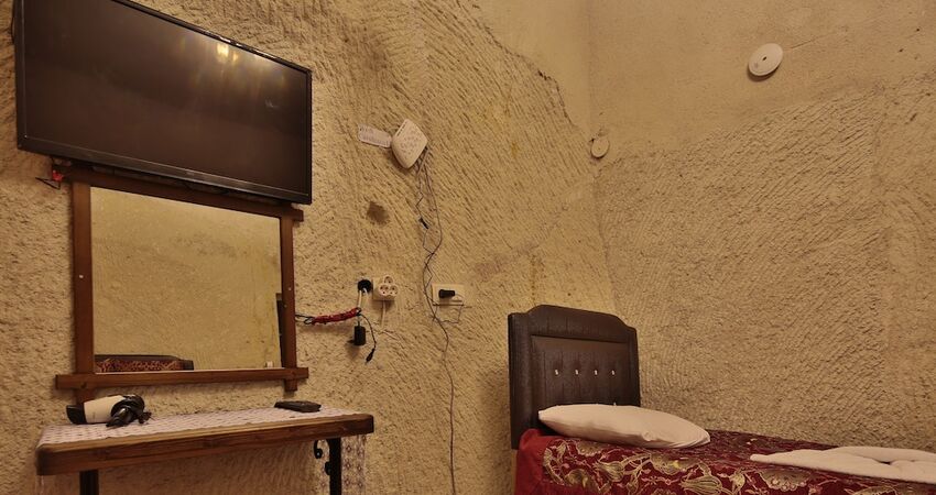 Goreme Valley Cave House