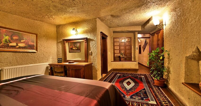 Stone House Cave Hotel