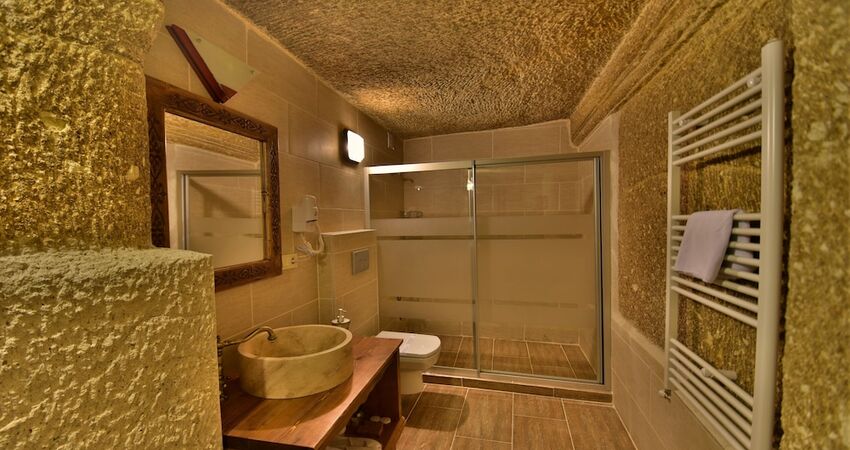 Stone House Cave Hotel